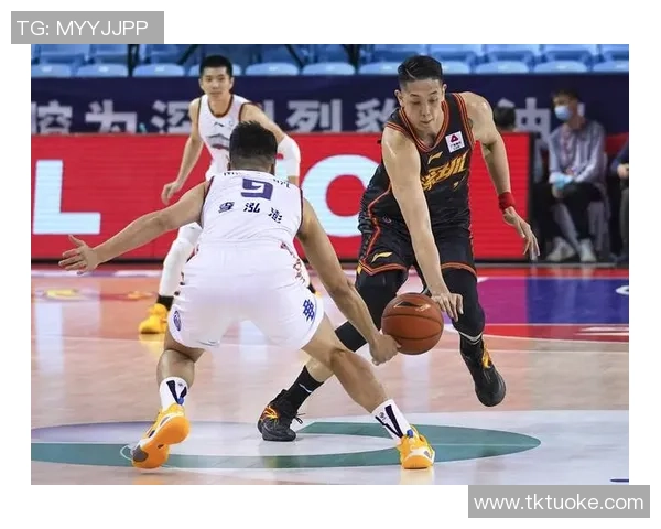 赛后分析：上海篮球队与南京篮球队的实力对决与战术较量